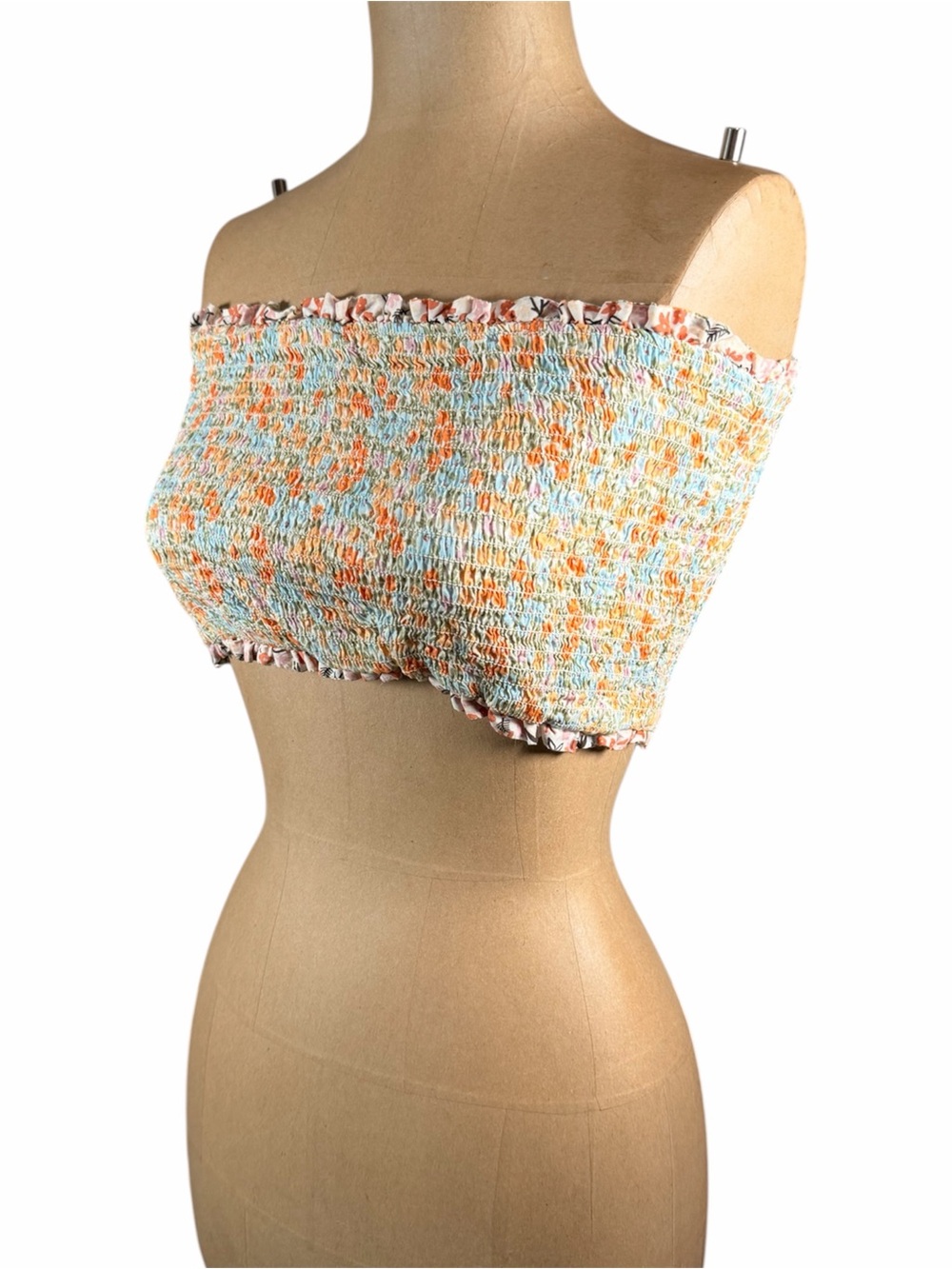 AMERICAN EAGLE Smocked Strapless Crop Top